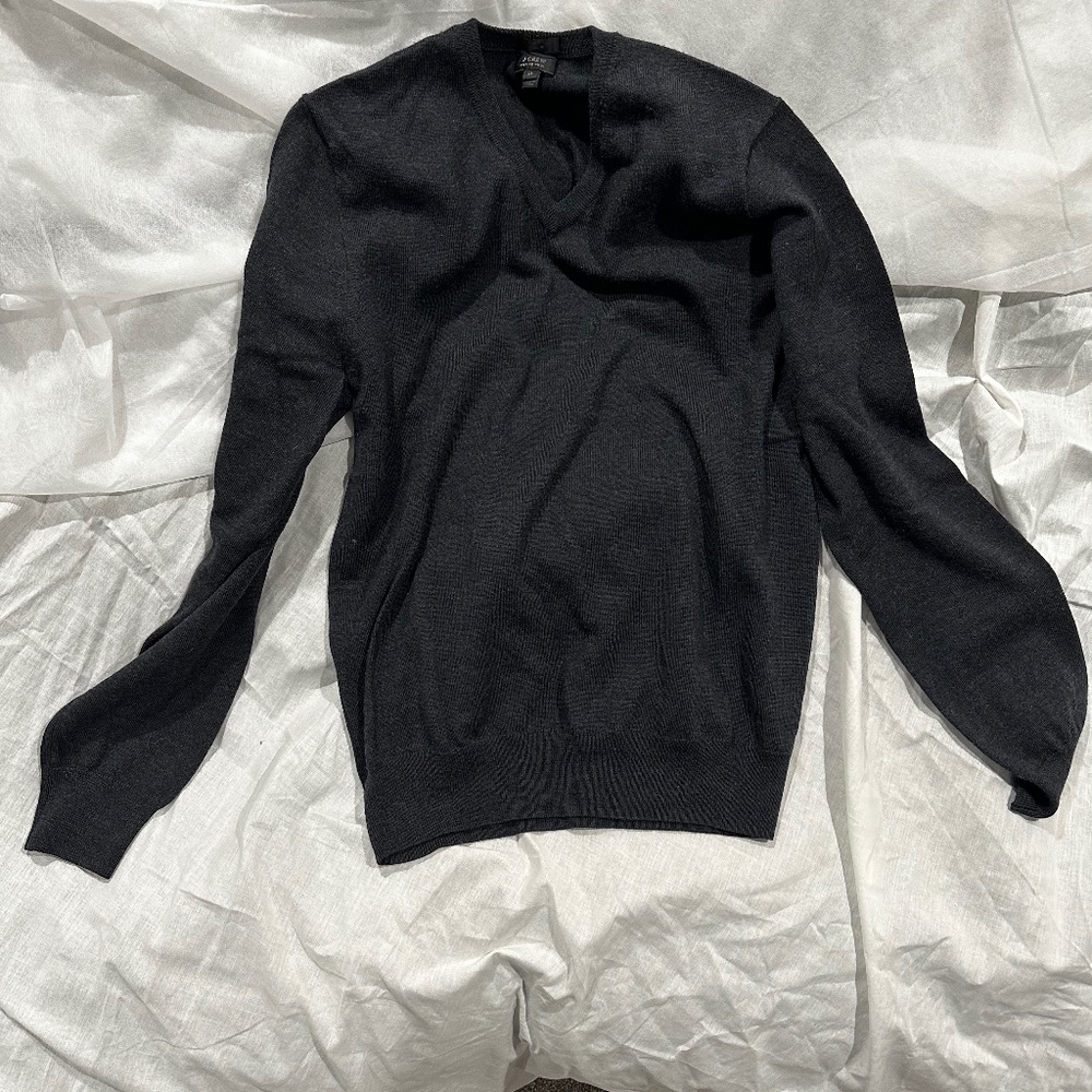 J Crew Mens Merino Wool Charcoal Gray Sweater Size M